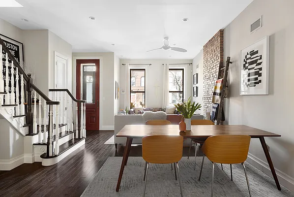 Sold by Compass | media 2