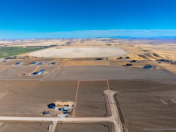 53 Country Squires Ln, Fairfield, MT 59436