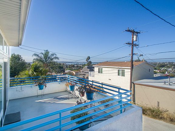 2nd image of 3582 Princeton Ave
