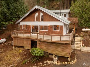 2933 Cedar Ave, Lummi Island, WA