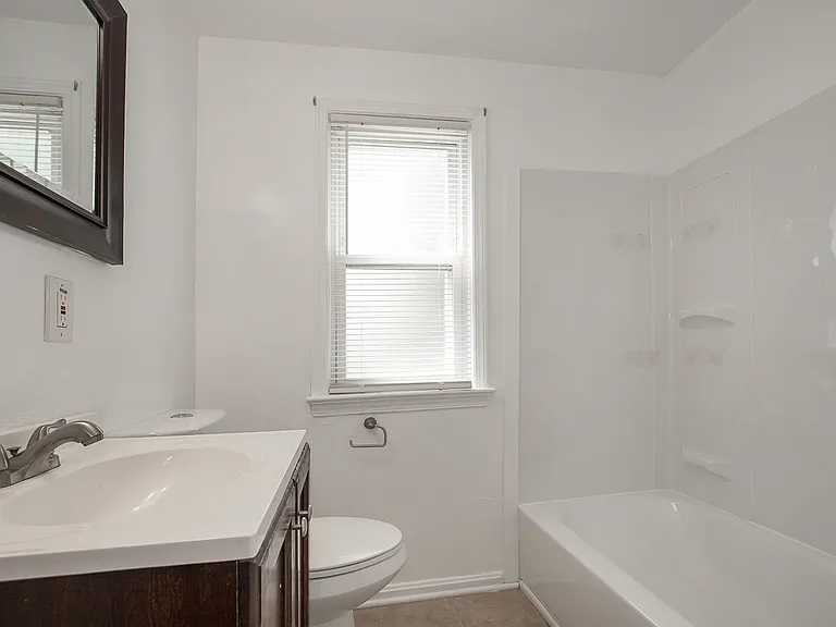 21350 Priday Ave — Photo 21