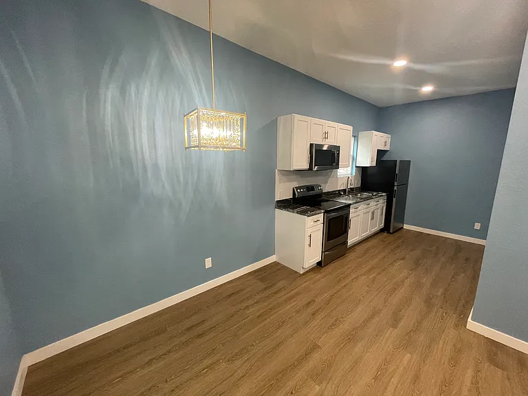 227 Jackson St #201 — Photo 6