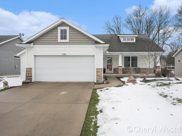 2145 Valley Forge St NW, Grand Rapids, MI 49504