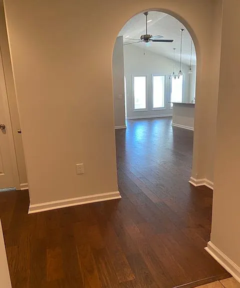 106 Aaliyah Ln — Photo 10