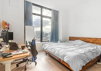 Rented by New York Casas Ltd.