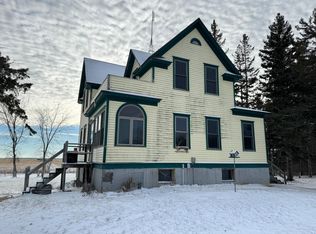 47778 County Road 12, Roseau, MN 56751