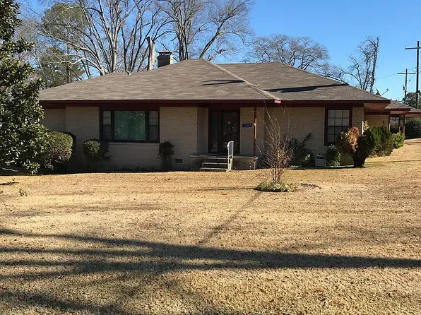 1009 Broadway St, Smackover, AR 71762