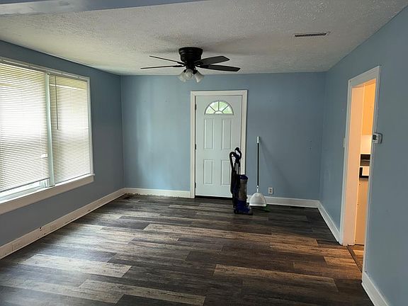 4th image of 356 Averett Pl
