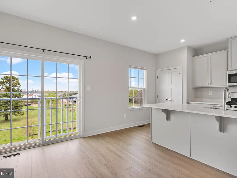 1505 Wilmer Park Ln — Photo 14