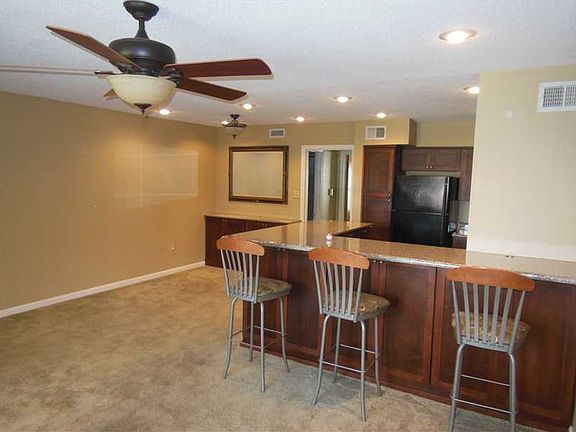4th image of 2708 Whitney Pl APT 801