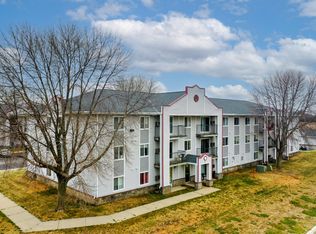 205 31st St SW #101, Austin, MN 55912