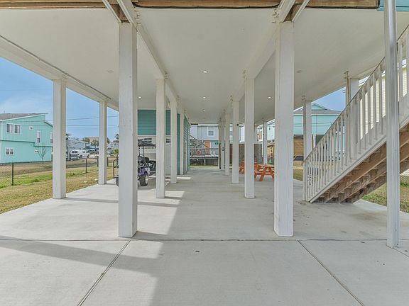 3rd image of 4022 Fort Bend Dr