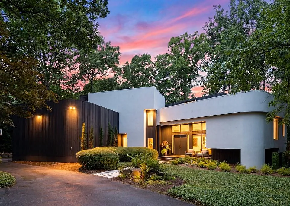 13 Heards Overlook Ct