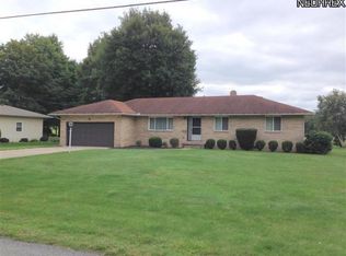 3646 S Sunnyfield Dr, Akron, OH