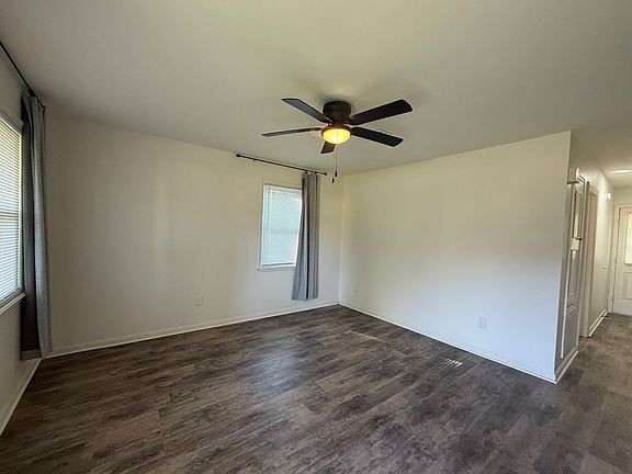 4th image of 255 S Hicks St