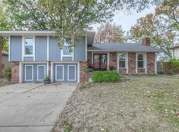 2nd image of 8442 Valley View Dr