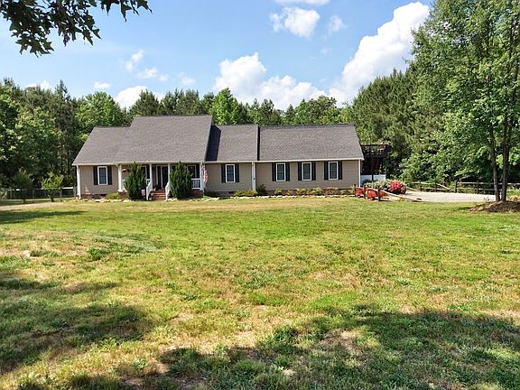 3rd image of 8273 Broad Marsh Ln