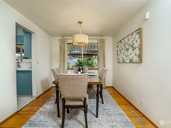 5th image of 1438 N Shirley Street