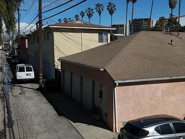 545 Washington Blvd #1 — Photo 10