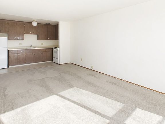 4th image of 1300 Lawton St APT 103