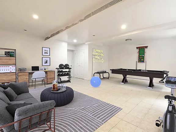 5th image of 47 W 86th St APT 1R