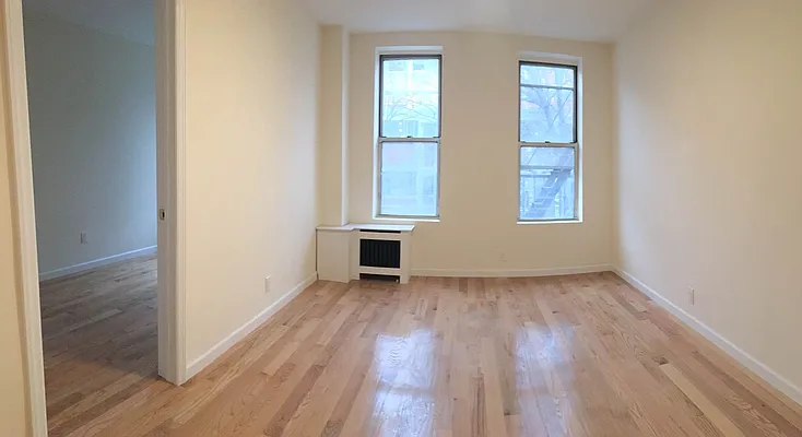 Rented by Asimina Perikleous, LREB | media 10