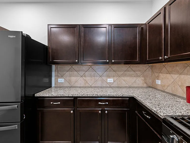 19304 Great Falls Dr — Photo 24
