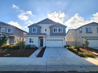 8881 Dracut Dr, Elk Grove, CA 95758