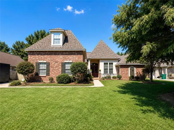 888 Sweet Bay Dr, Mandeville, LA 70448