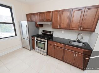 31-57 47th St #2D, Astoria, NY 11103