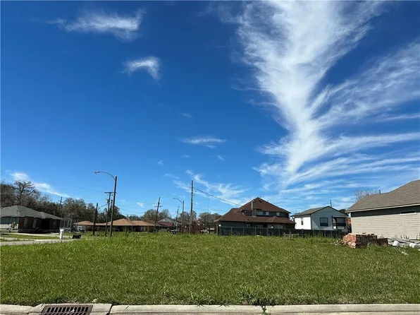 3431 Georgia St, New Orleans, LA 70114