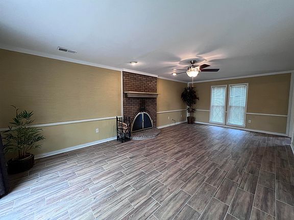 3rd image of 3511 Wincross Dr