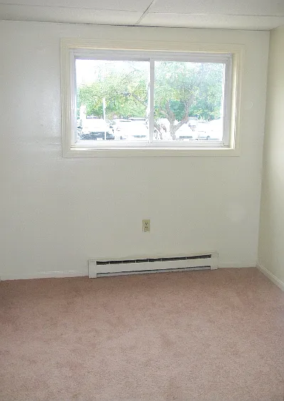 3 bed, $1,800 — Photo 3