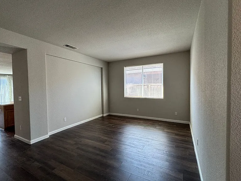 3020 McCook Way — Photo 3