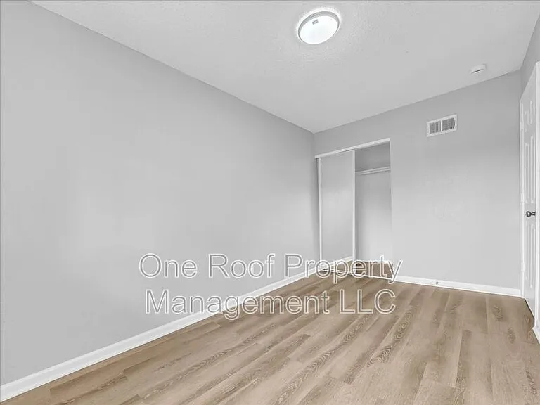 2001 Chateau Dr #A — Photo 22