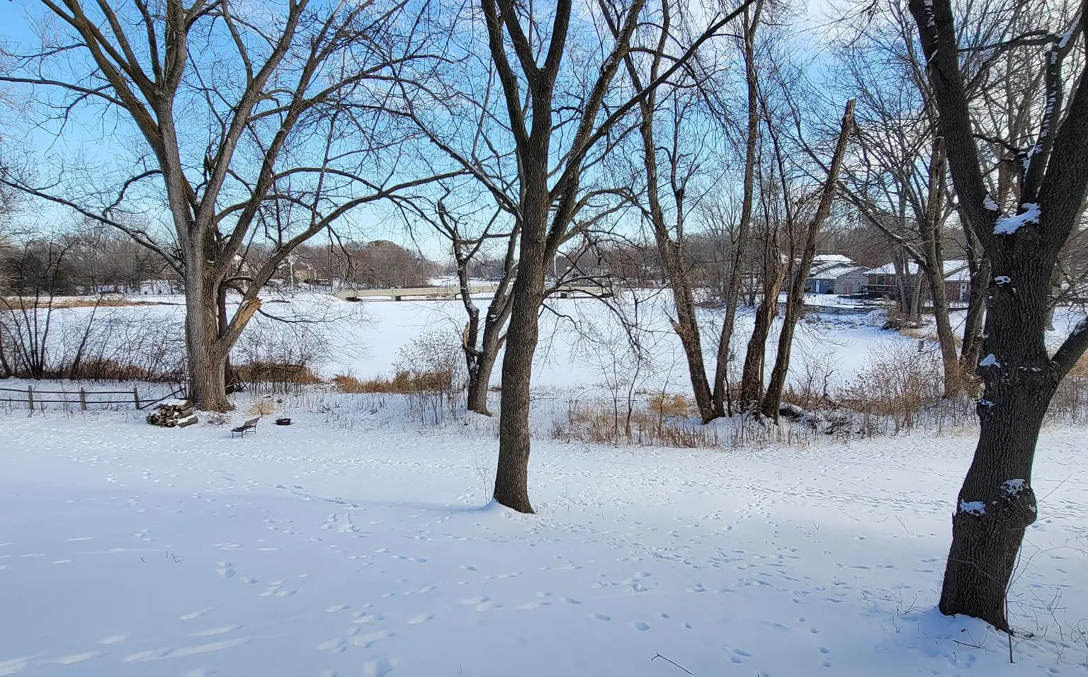 4 bed, 2400 sqft, $2,950 — Photo 4