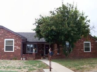 206 S Covington St, Wichita, KS 67209