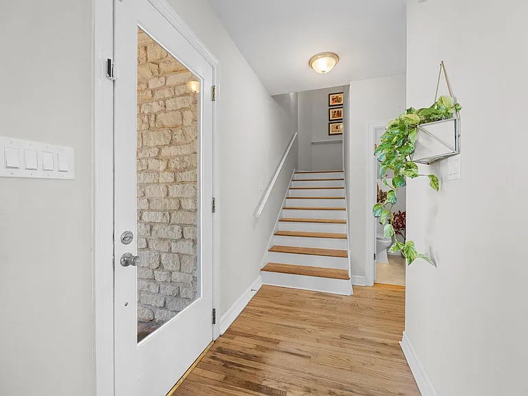 5600 Blueridge Ct — Photo 5