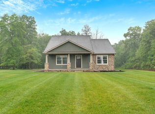 8750 Selina Ct, Wheatfield, IN 46392