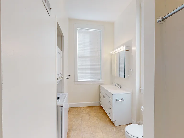 320 S 2nd St #D — Photo 12