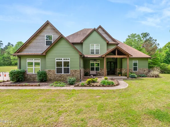 931 Strickland Rd, Byhalia, MS 38611