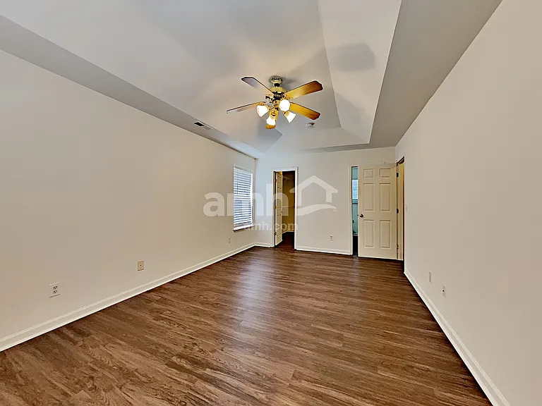 117 Rock Glen Ct — Photo 12