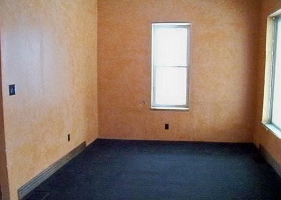 3rd image of 1011 Tiffin St