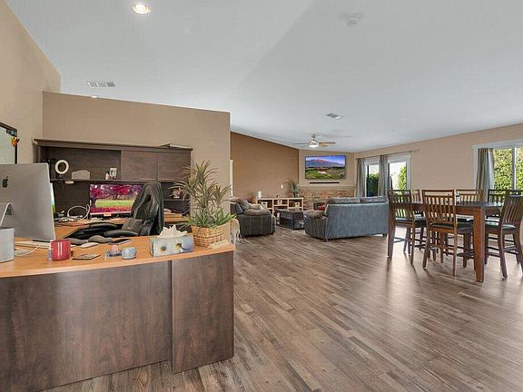 3rd image of 83346 Long Cove Dr