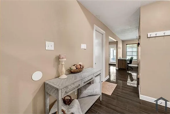 10139 Fernstone Ln — Photo 10