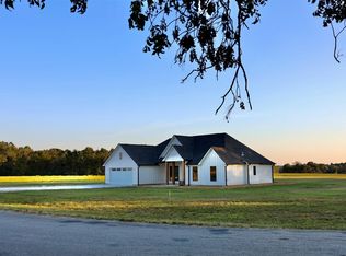 966 Jones Rd, New Waverly, TX 77358