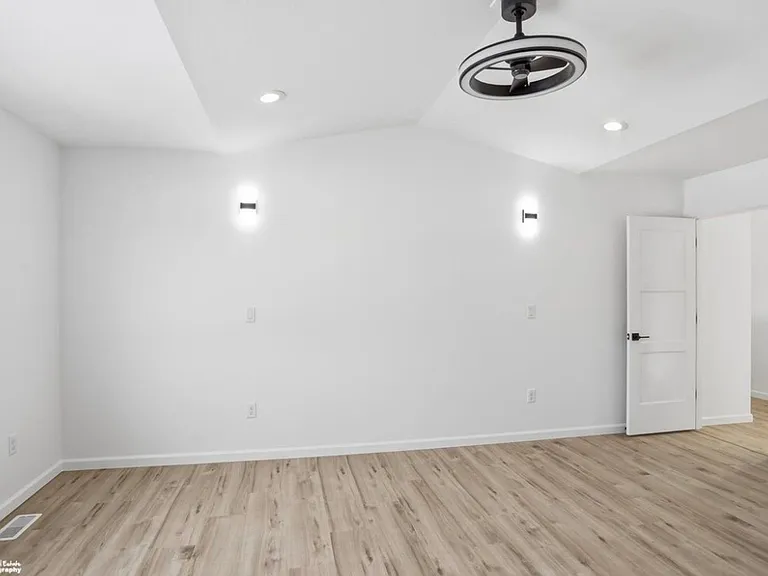 336 W Ashbrook Dr — Photo 41