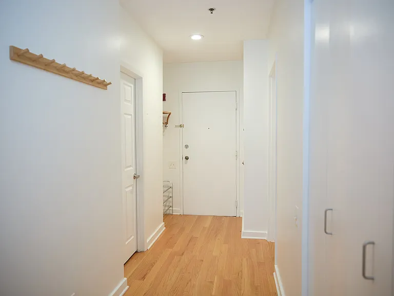 5 N Wabash Ave #1303 — Photo 2