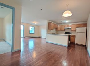 405 Main St #203, Winooski, VT 05404