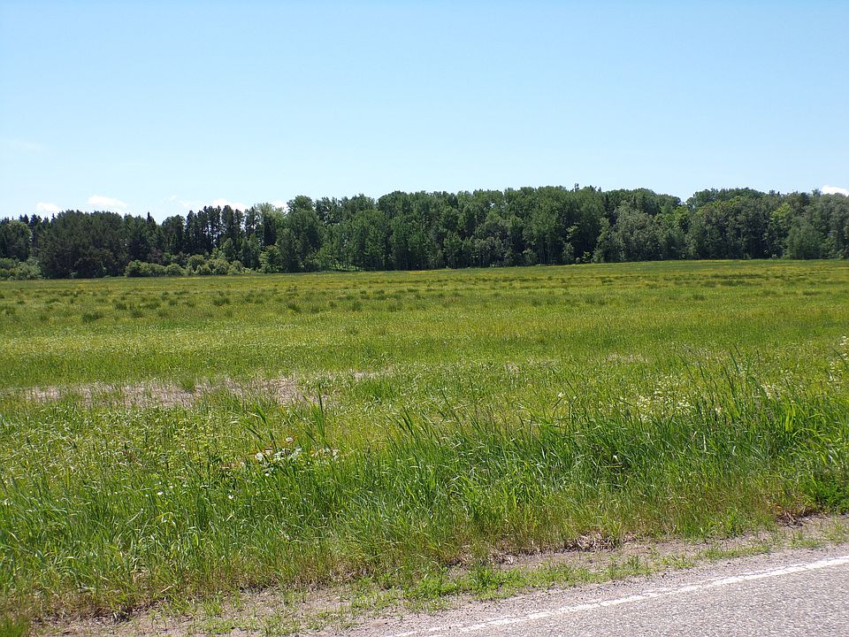 10 Acres, not far from town